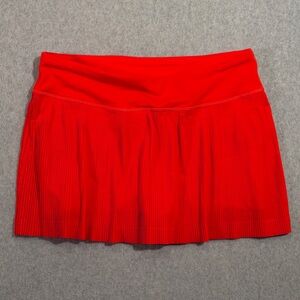 Lululemon Pleat to Street Skirt/Skort in size 8